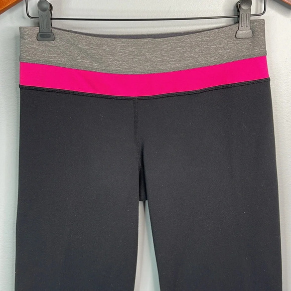 LULULEMON Retro Reversible Groove Crop Leggings Black Raspberry Heather Luon 6 - Picture 3 of 15